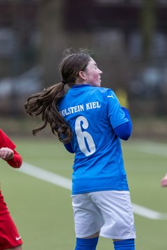 Bild 130 - wCJ Eimsbuettler TV - Holstein Kiel : Ergebnis: 0:1